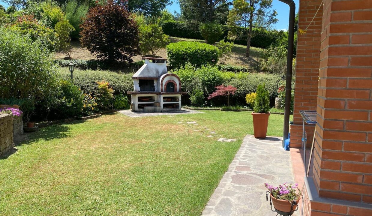 5a9ecac8-b828-4e4d-9757-e5bc37a574c8