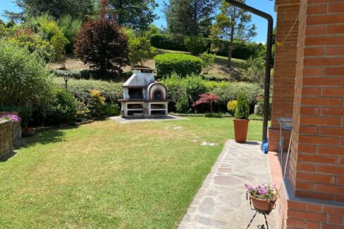 5a9ecac8-b828-4e4d-9757-e5bc37a574c8