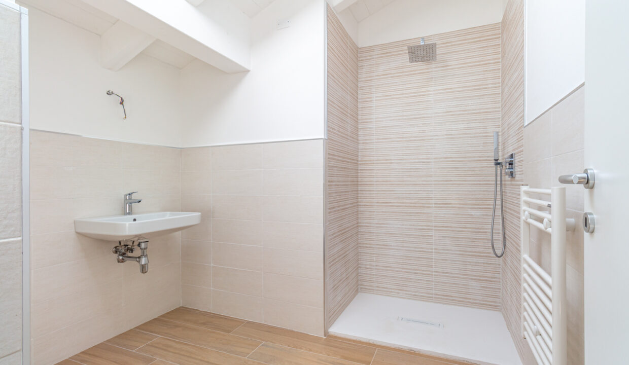 A2 (20 di 22) BAGNO