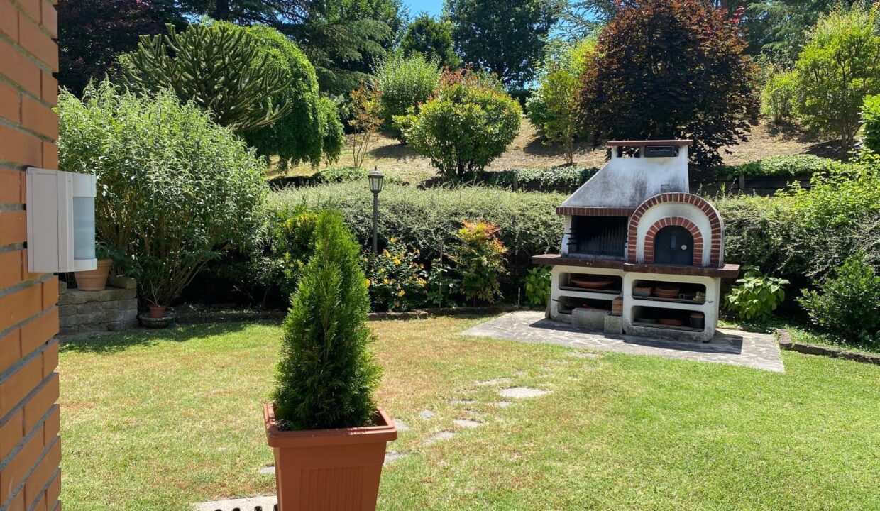 bf0dfc2e-3a6f-4d58-a6f1-0326b35f4c18