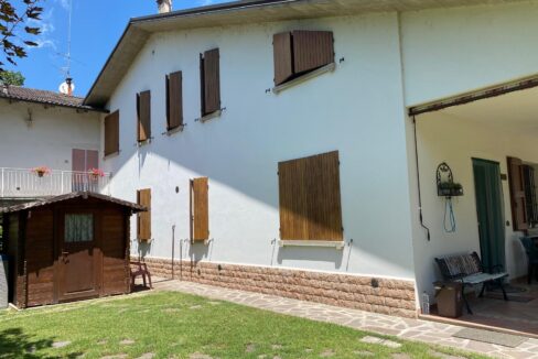 fe9341c5-f0a8-43b8-996d-91efd9ccdfd0