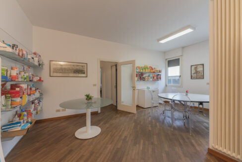 primo piano ufficio show room1